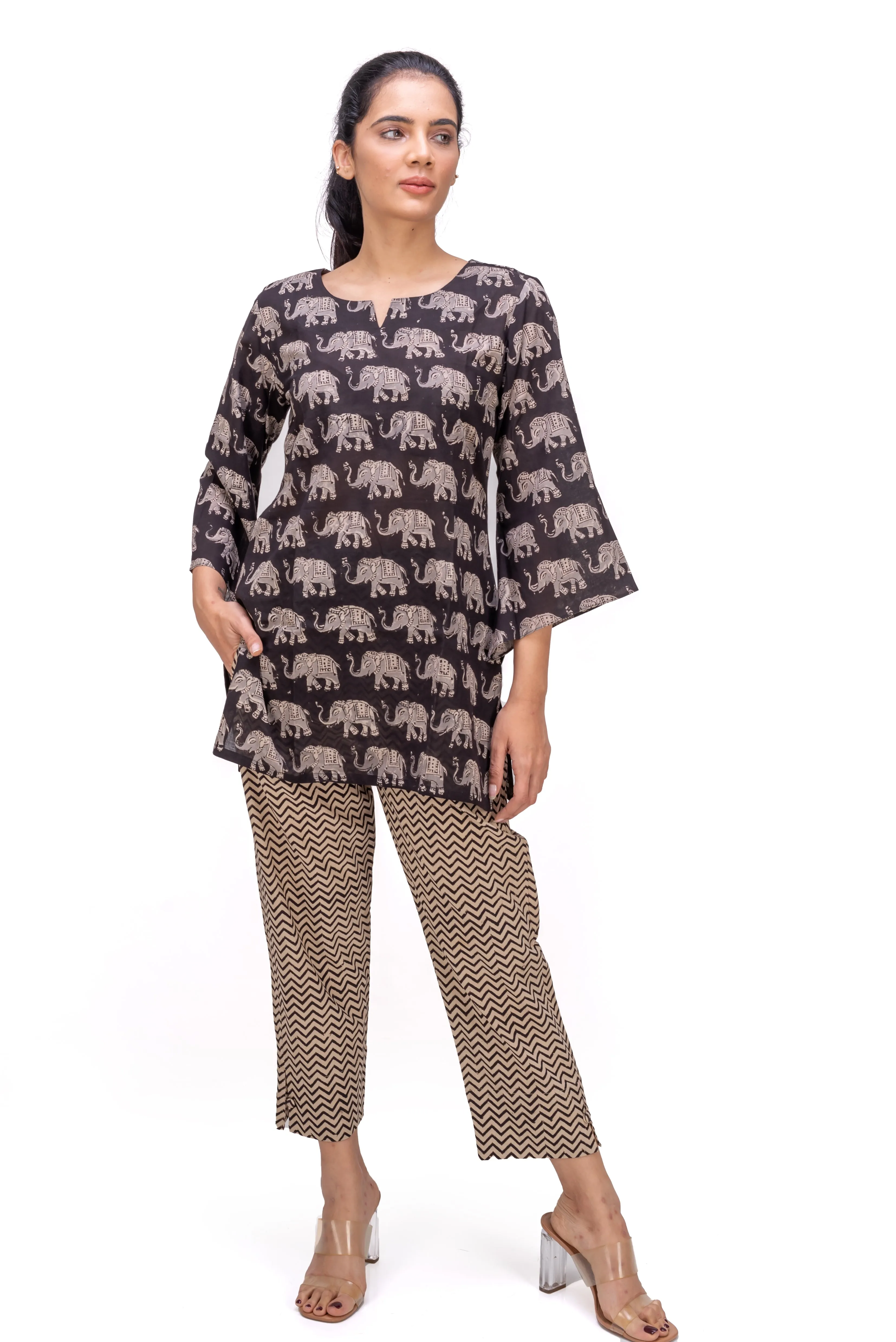 501-111 "Bell" Tunic top