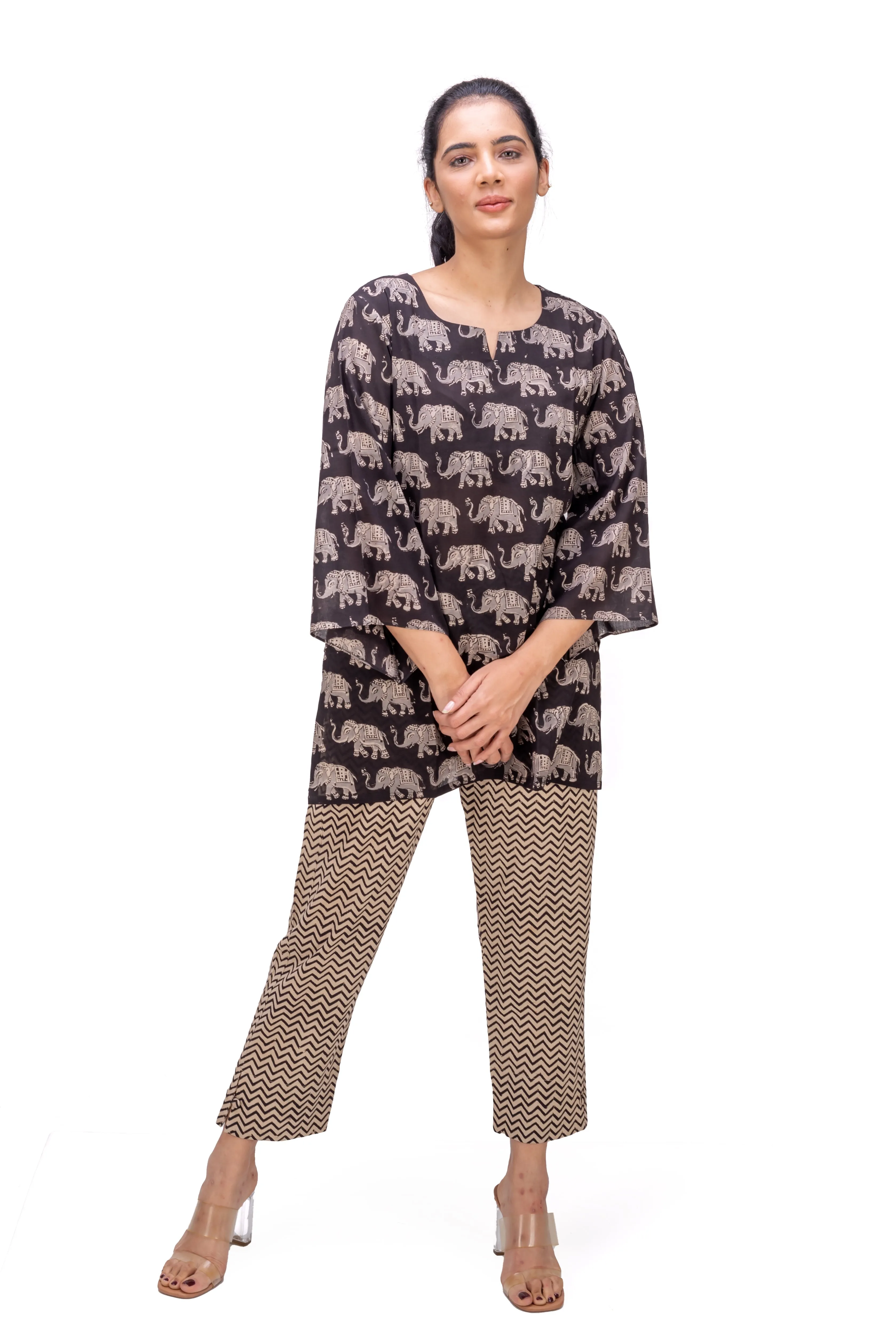 501-111 "Bell" Tunic top