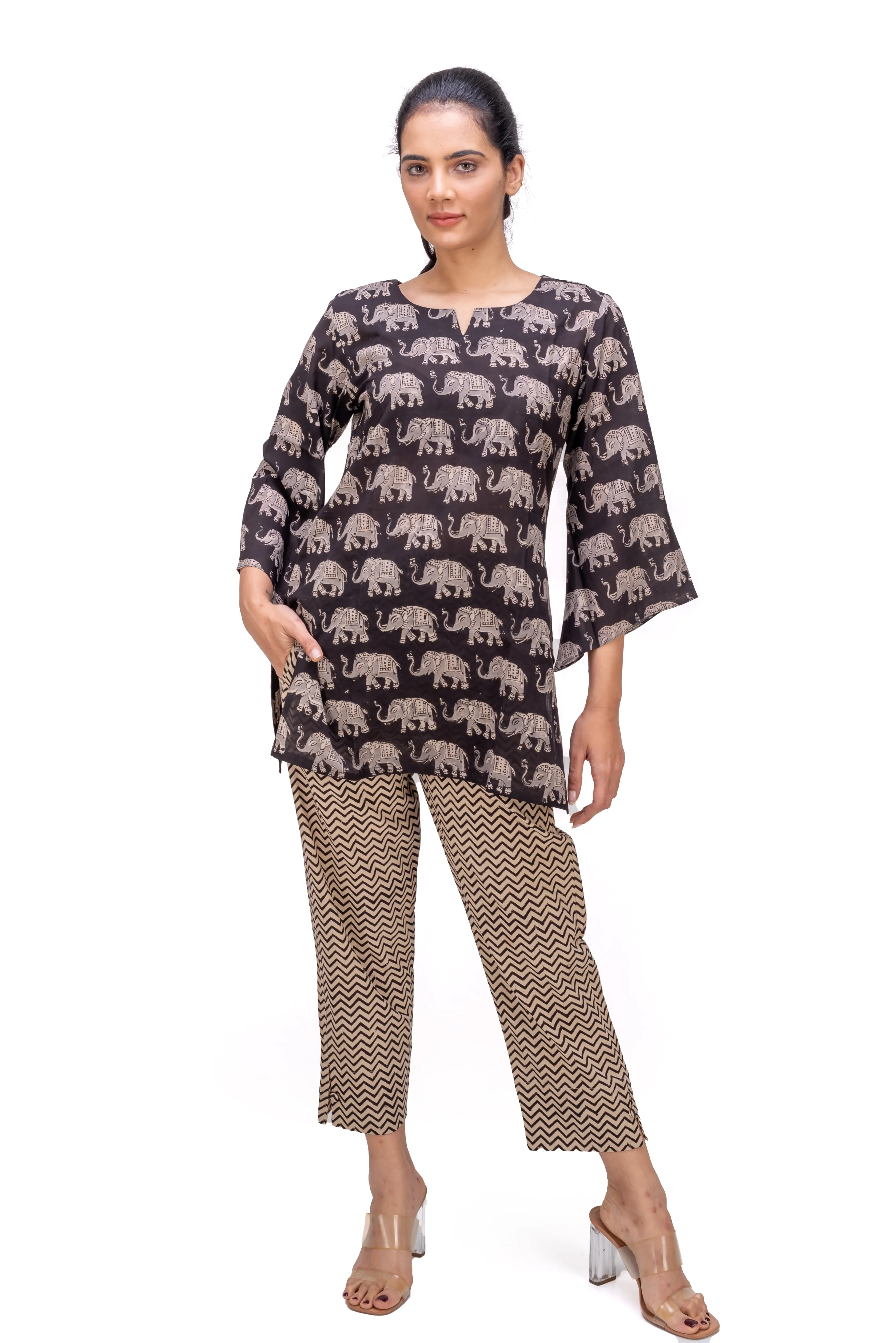 501-111 "Bell" Tunic top