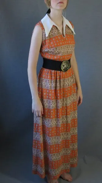 70s Women's Dress Vintage Mod Maxi Paisley Print Huge Dagger Collar Small to Medium VFG