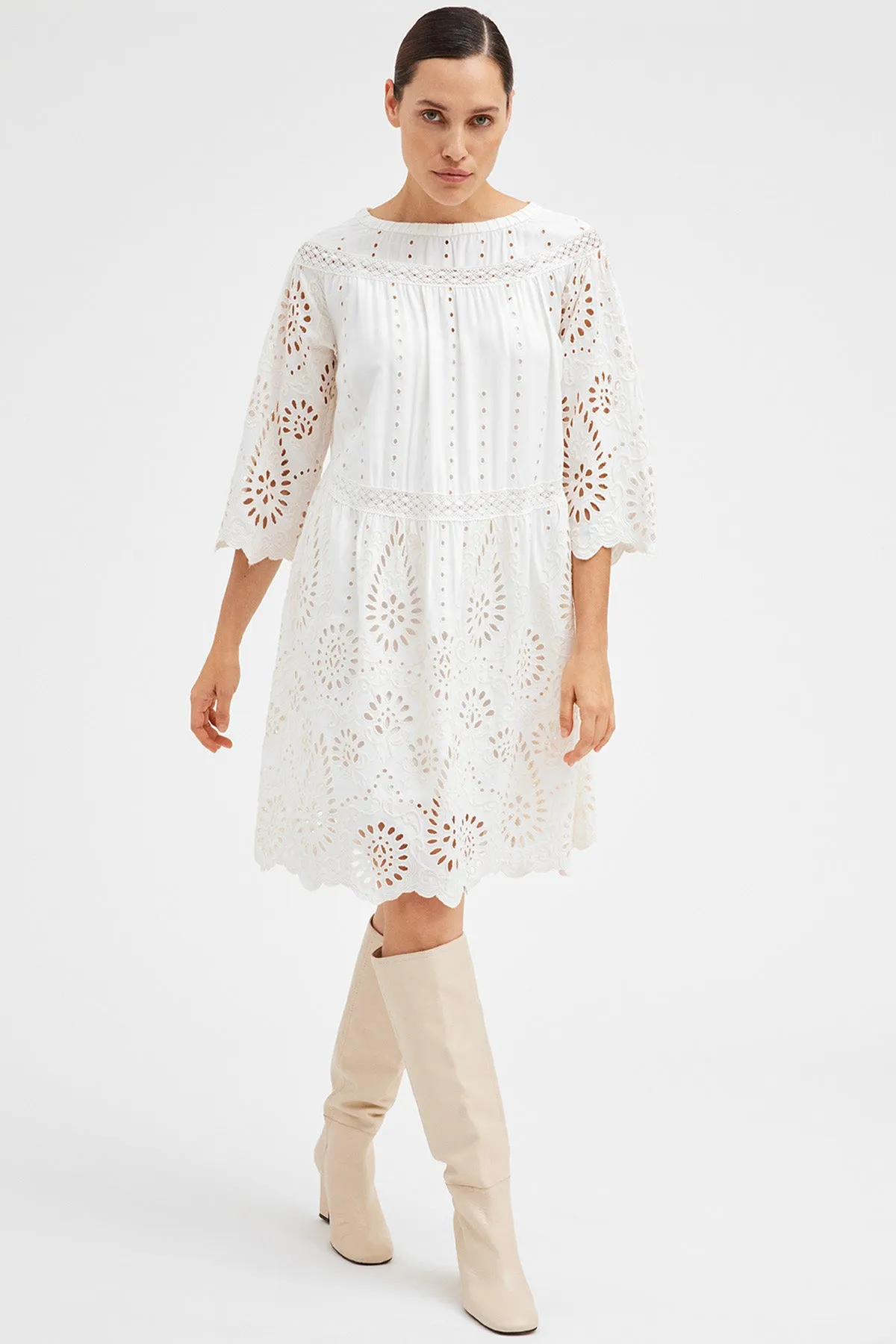 Alva short tunic 52520 | Classic White | Kjole fra Gustav