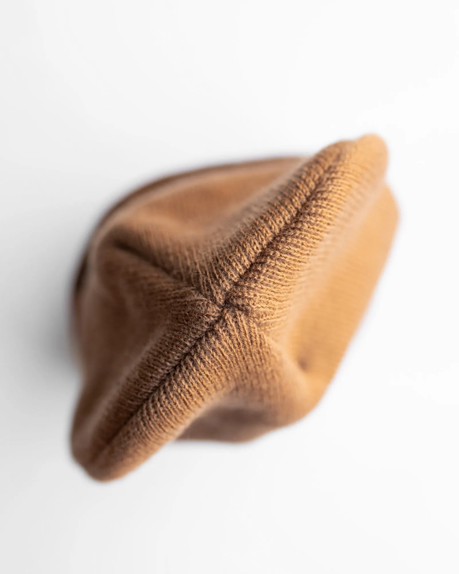 CS100 HAAKWEAR Traditional Silent Cuffed Beanie, Camel Brown