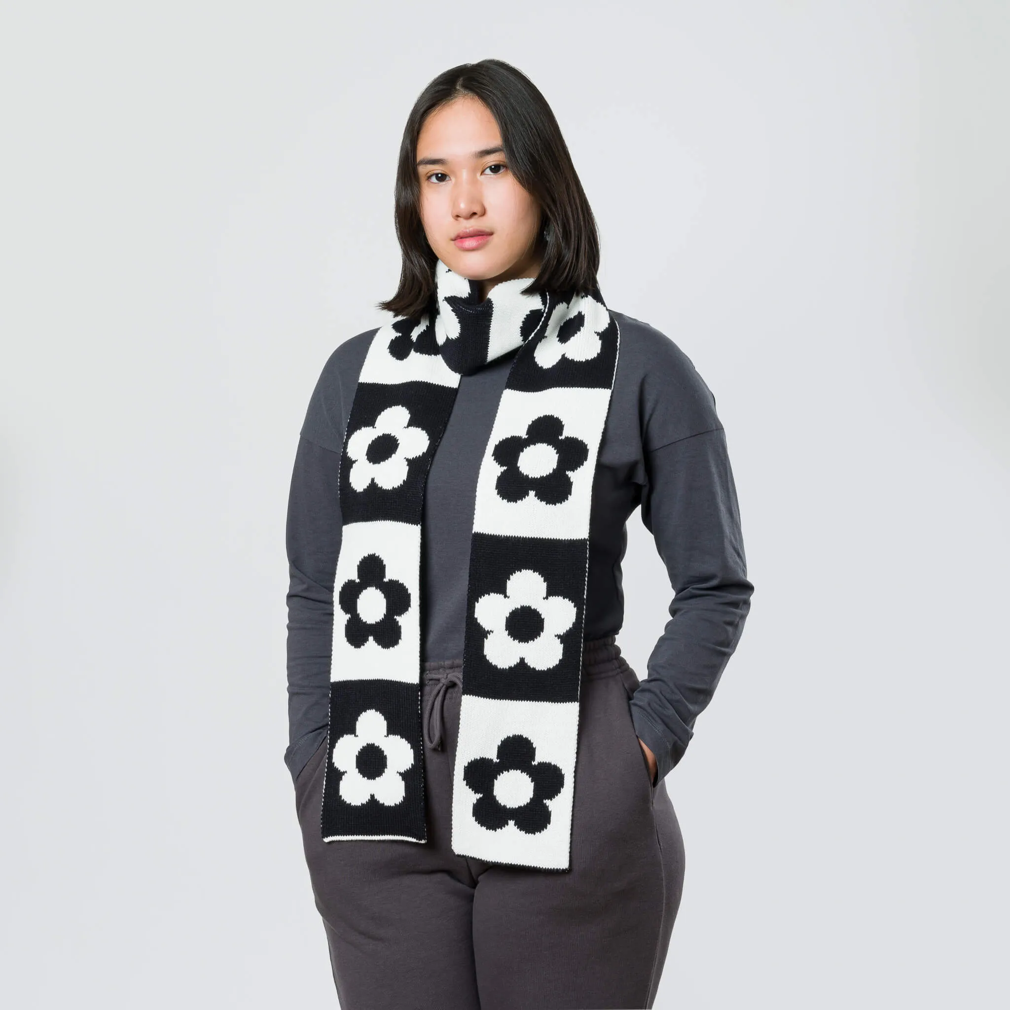 Flower Block Skinny Knit Scarf