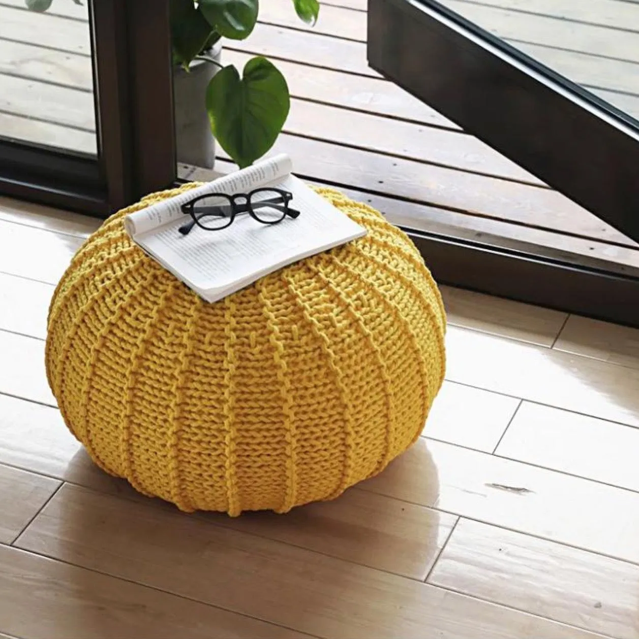 Knit Pouf