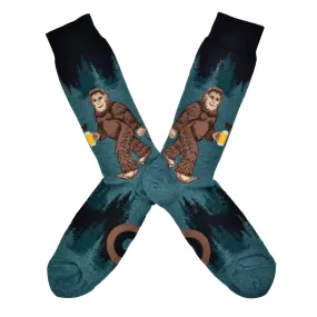 Men's Sasquatch Loves Beer Socks