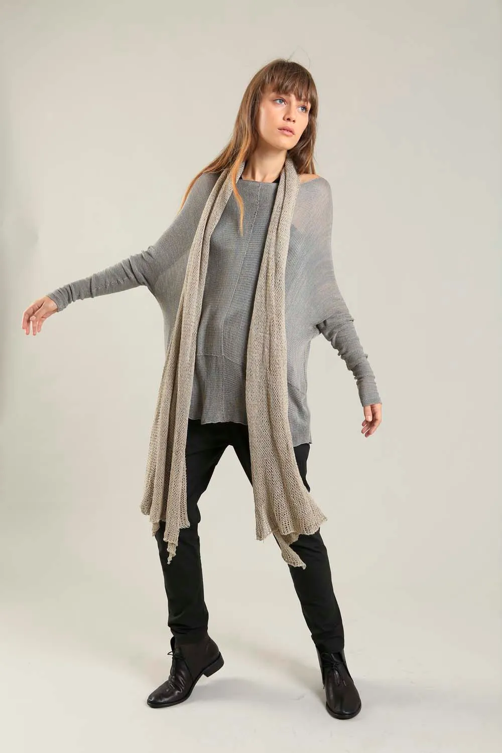 Open knit handmade Prevo scarf - Light Taupe