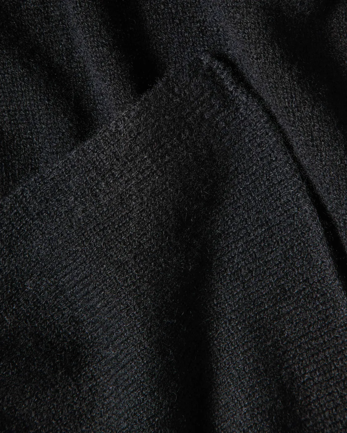 Pure Cashmere Maxi Scarf Black