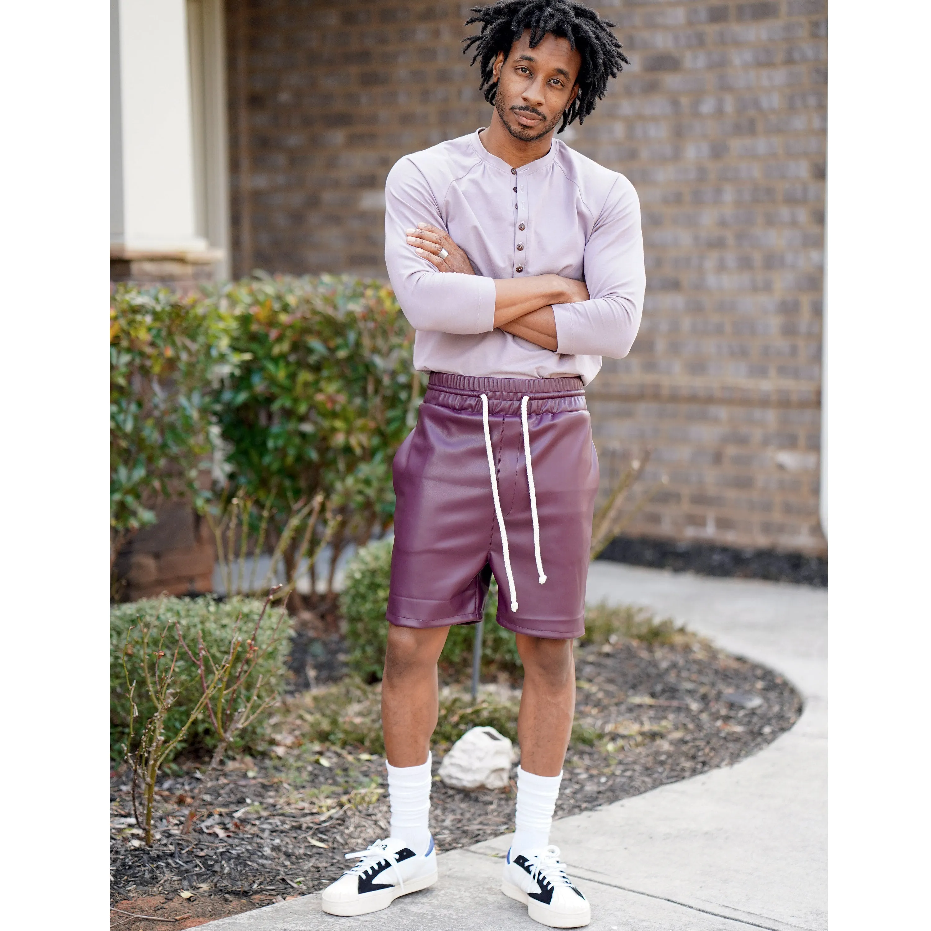 Simplicity Sewing Pattern S9338 Men's Pull-On Trousers or Shorts