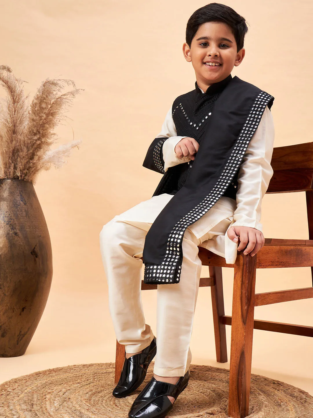 VASTRAMAY Boy's Black Mirror Work Jacket And Solid Kurta Pyjama Set With Black Ethnic Dupatta