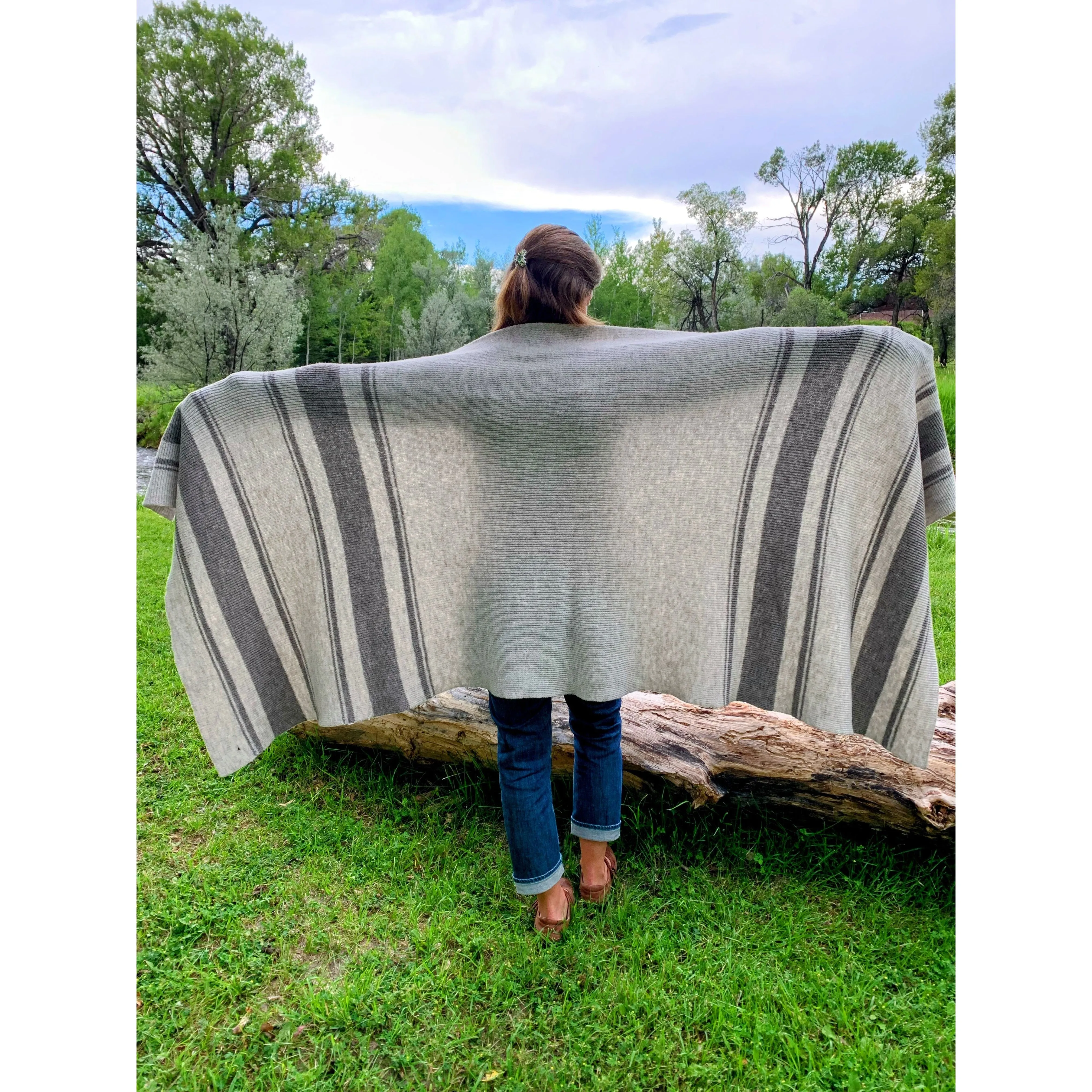 Yellowstone Blanket Wrap